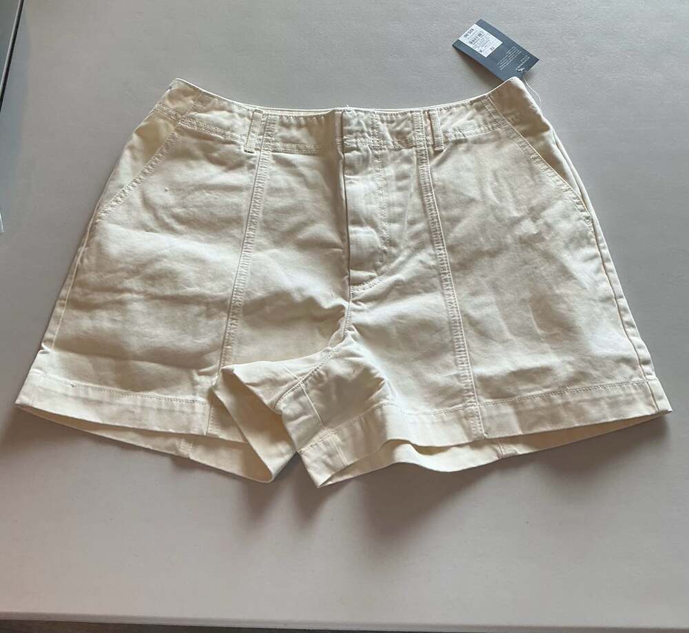 Universal Thread Utility Shorts Size 12 Cream